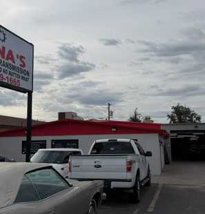 Licona’s Auto Repair workshop