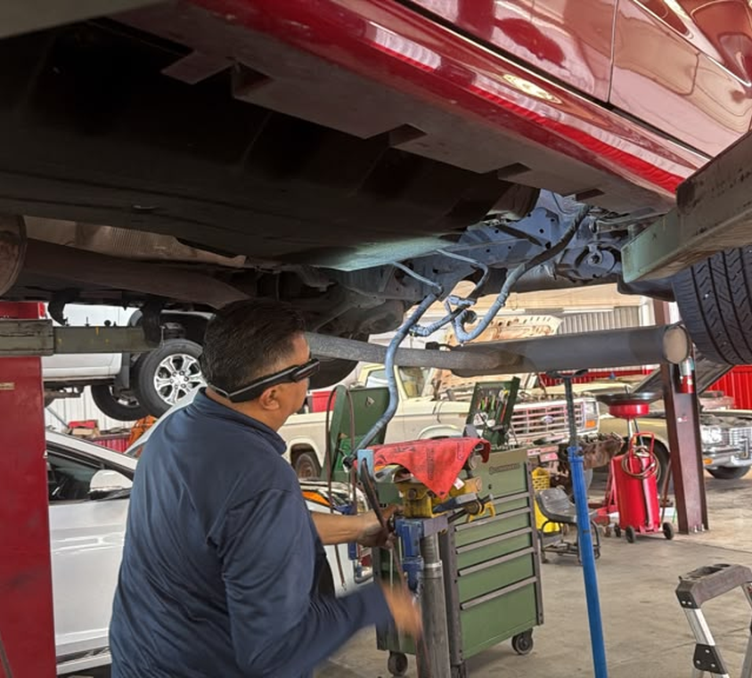 Licona’s Auto Repair workshop